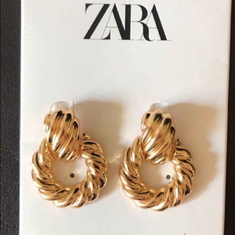 Zara Gold knob  Earrings